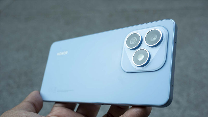 top-7-dien-thoai-duoi-5-trieu-dang-mua-1