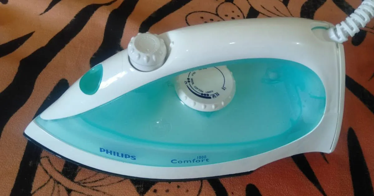 ban-ui-hoi-nuoc-philips
