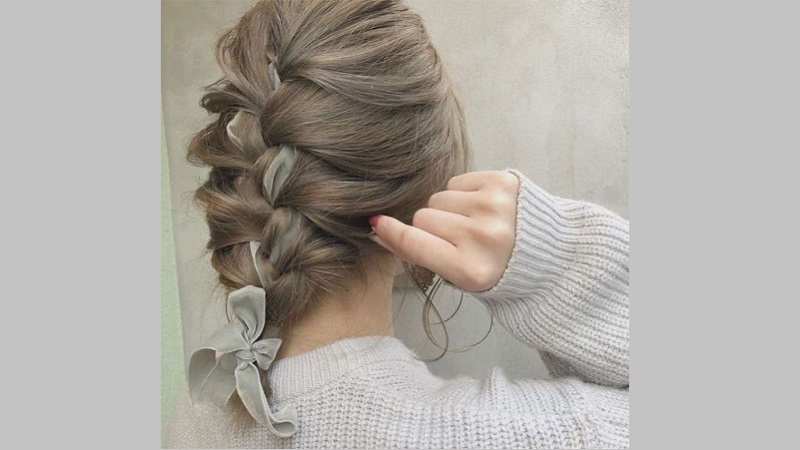 cac-kieu-tet-toc-don-gian-tu-lam-5