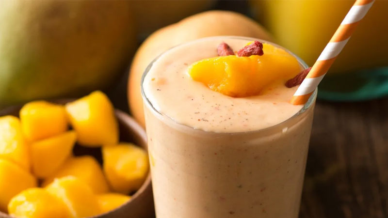 cach-lam-sinh-to-xoai-2