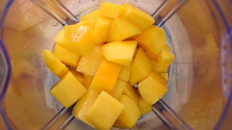 cach-lam-sinh-to-xoai-2