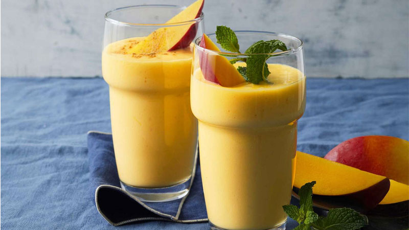 cach-lam-sinh-to-xoai-3