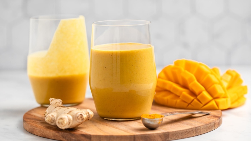 cach-lam-sinh-to-xoai-5