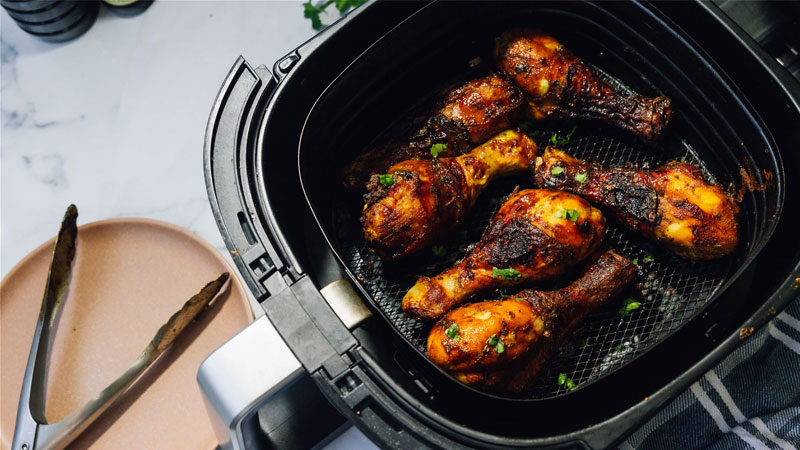 cach-uop-ga-nuong-noi-chien-khong-dau-4