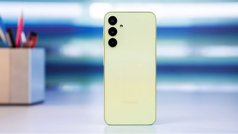 dien-thoai-choi-minecraft-pe-3