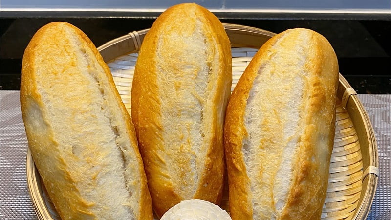 lam-banh-mi-bang-noi-chien-khong-dau-8