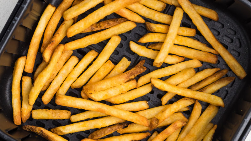 Cách Làm Khoai Tây Chiên Bằng Nồi Chiên Không Dầu Giòn Rụm Tại Nhà 19 lam-khoai-tay-chien-bang-noi-chien-khong-dau-1