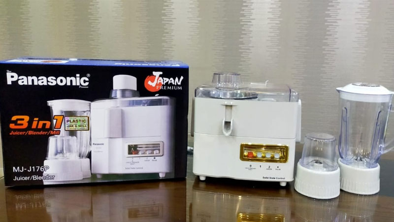 may-ep-trai-cay-panasonic-2