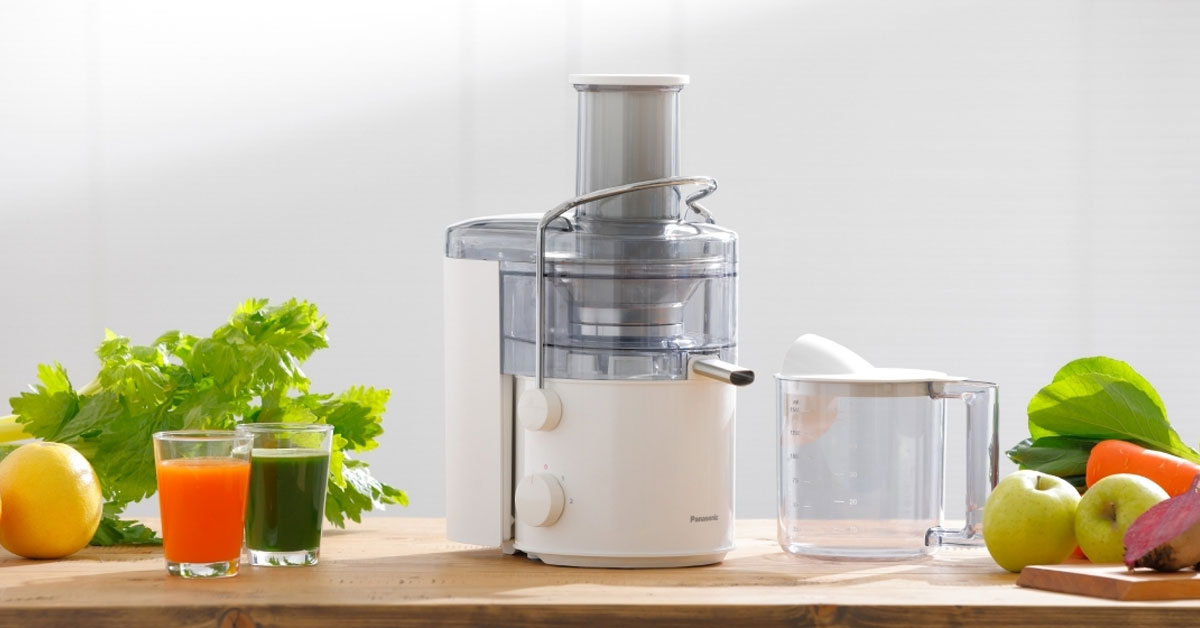 may-ep-trai-cay-panasonic