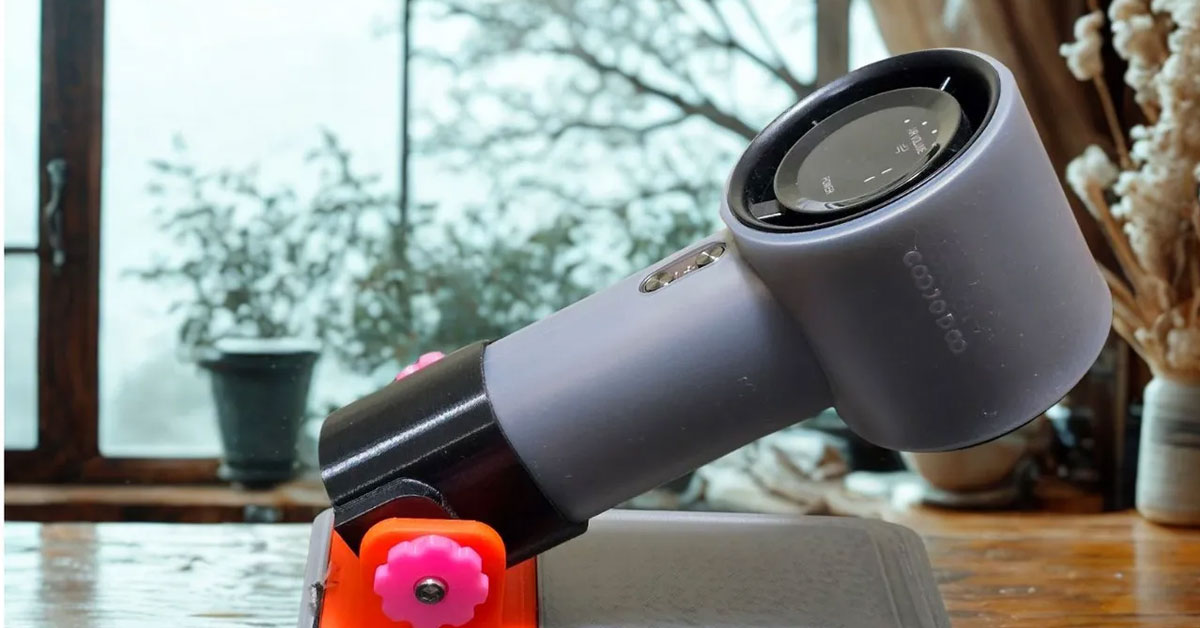 quat-goojodoq-cam-tay