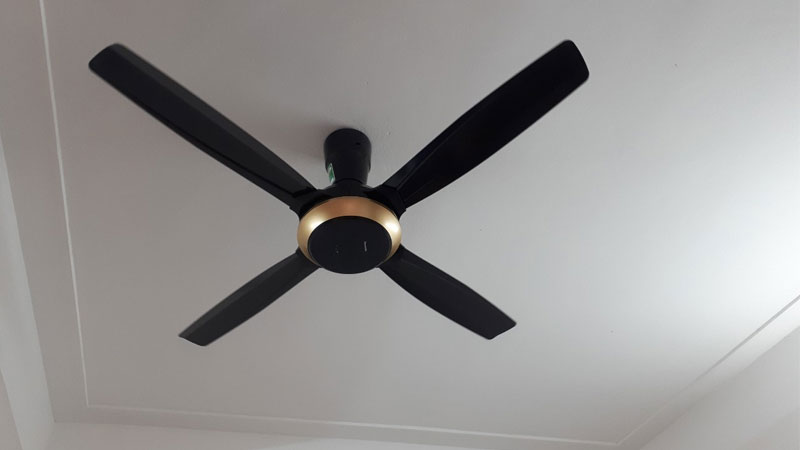 quat-tran-panasonic-4-canh-2