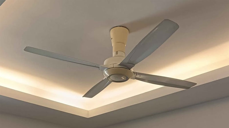 quat-tran-panasonic-4-canh-3