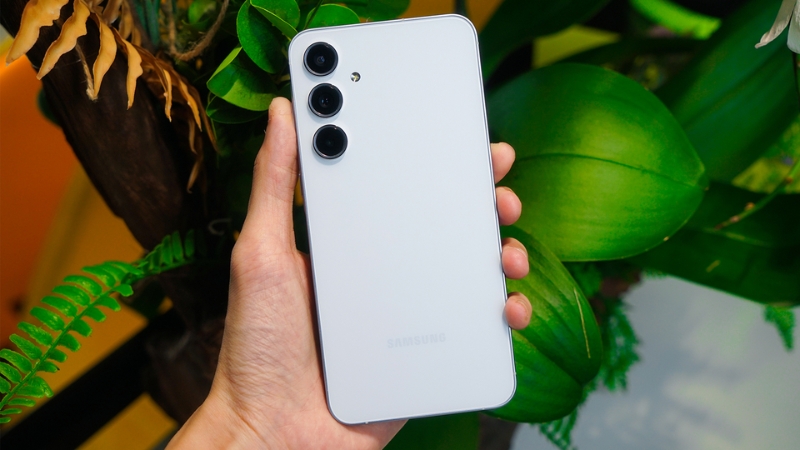 samsung-a55-5g-gia-bao-nhieu-3