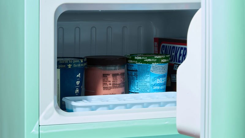 tu-lanh-mini-co-ngan-da-4