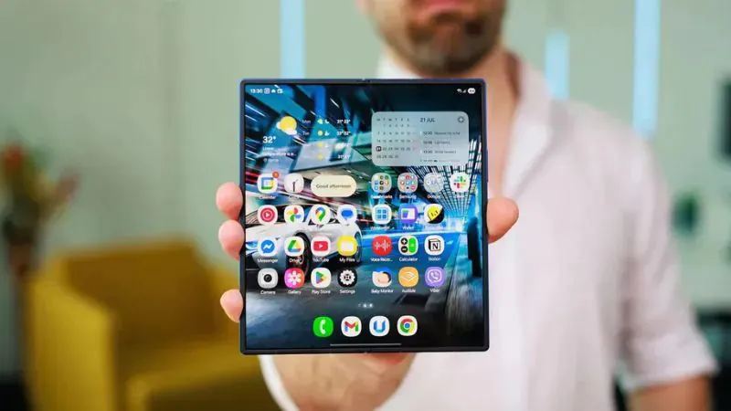 Galaxy Z Fold 8 và Galaxy Z Wide Fold