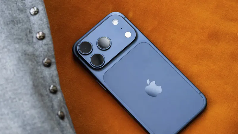 Apple-tang-doanh-so-ban-iPhone-2