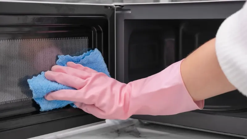 how-to-clean-a-microwave-5