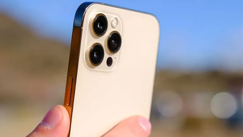 iphone-12-pro-max-256gb-gia-bao-nhieu-1