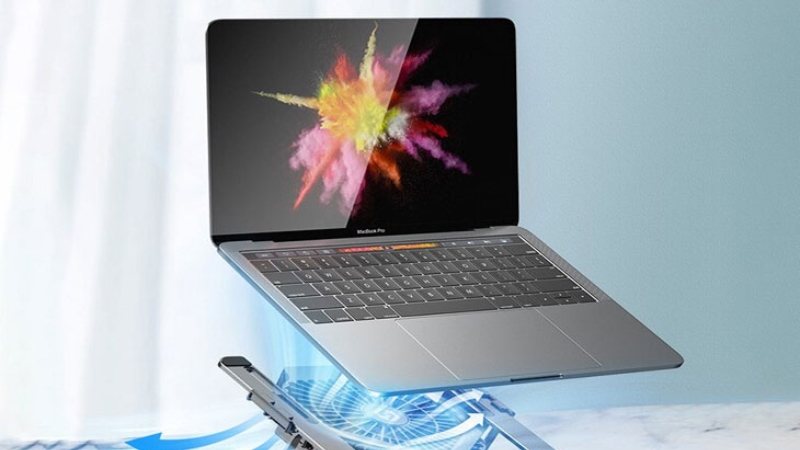 quat-tan-nhiet-laptop-4