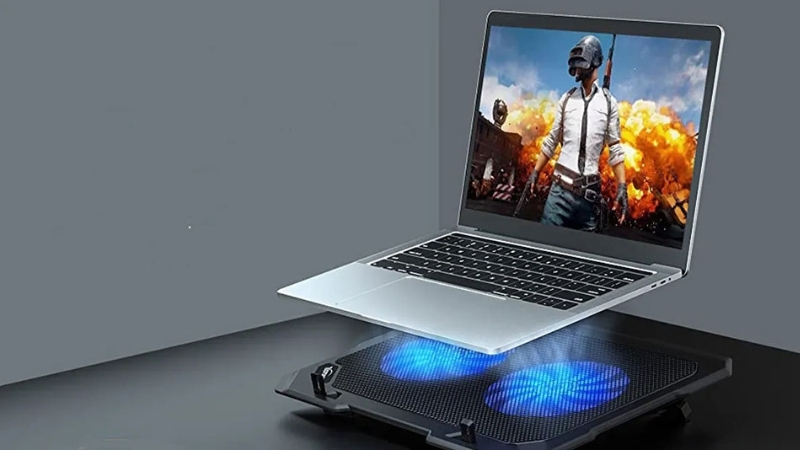 quat-tan-nhiet-laptop-5