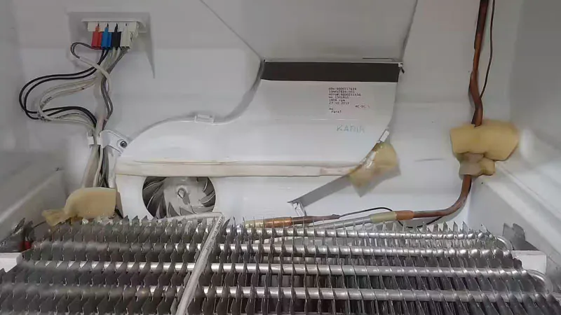 sua-tu-lanh-hitachi-3