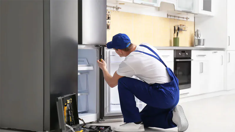 sua-tu-lanh-hitachi-inverter-3