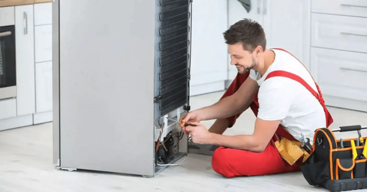 sua-tu-lanh-hitachi-inverter