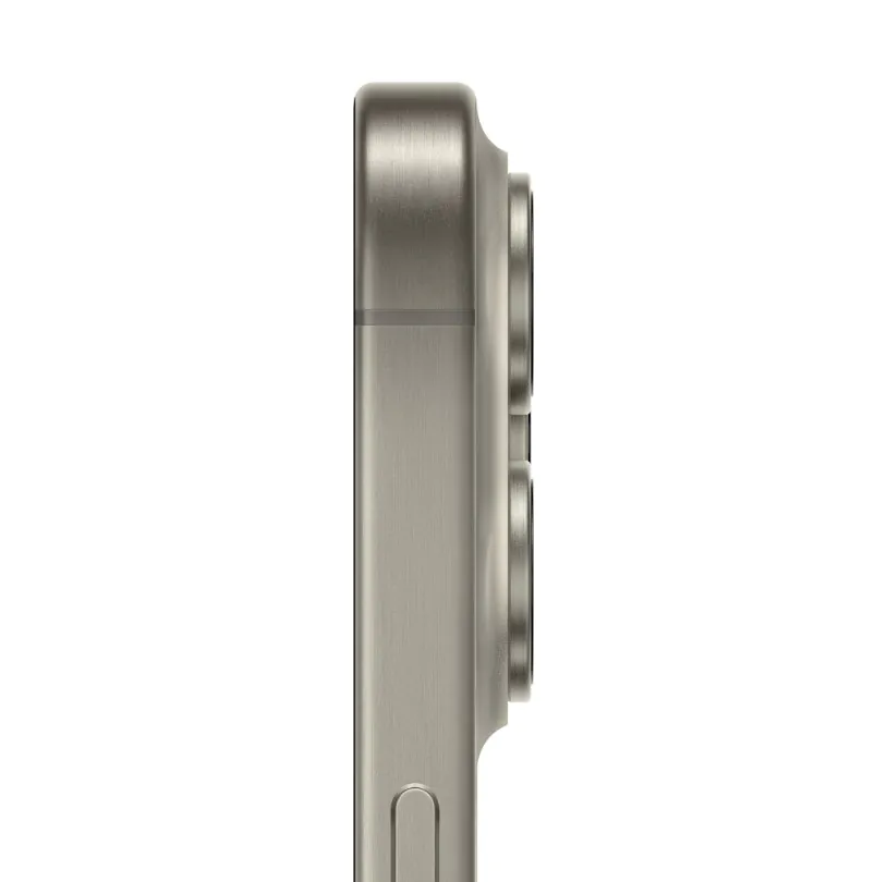 iPhone 15 Pro Max titanium