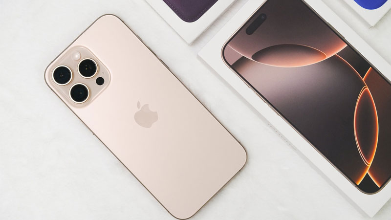 iphone-16-pro-max-co-may-mau-3