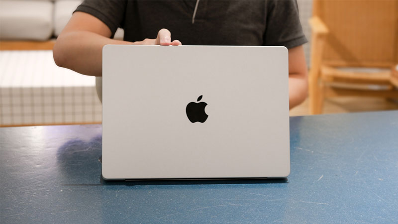 macbook-pro-m4-1