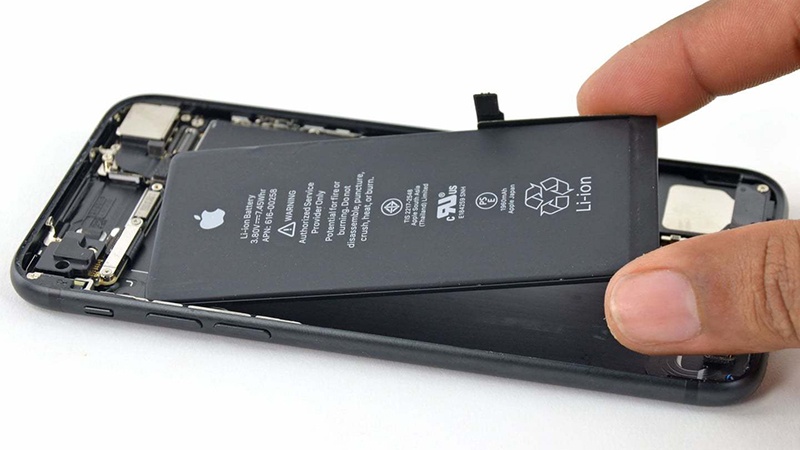 pin-iphone-11-pro-max-2