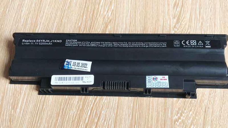 pin-laptop-dell-3