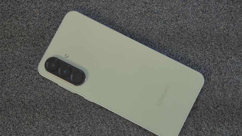 samsung-a56-5g-gia-bao-nhieu-1