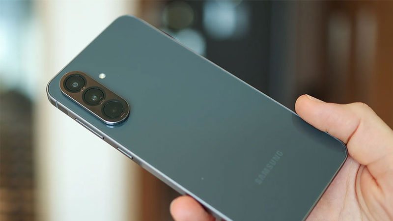 samsung-a56-5g-gia-bao-nhieu-3