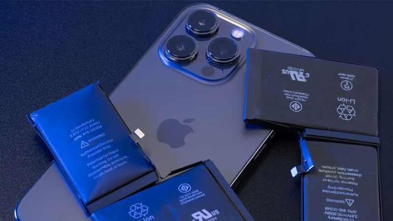 thay-pin-iphone-12-2