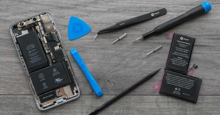thay-pin-iphone-12