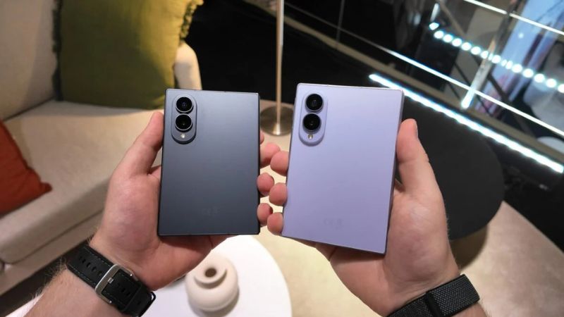 Galaxy Z Fold 8 và Huawei Pura X Max