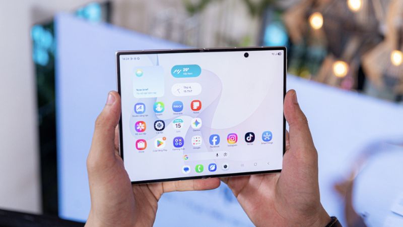 Galaxy Z Fold 8 có thể tự động mở khóa