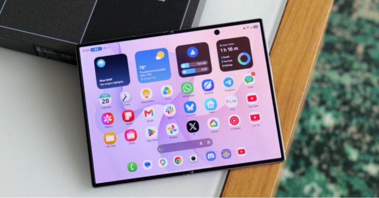 Galaxy Z Fold 8