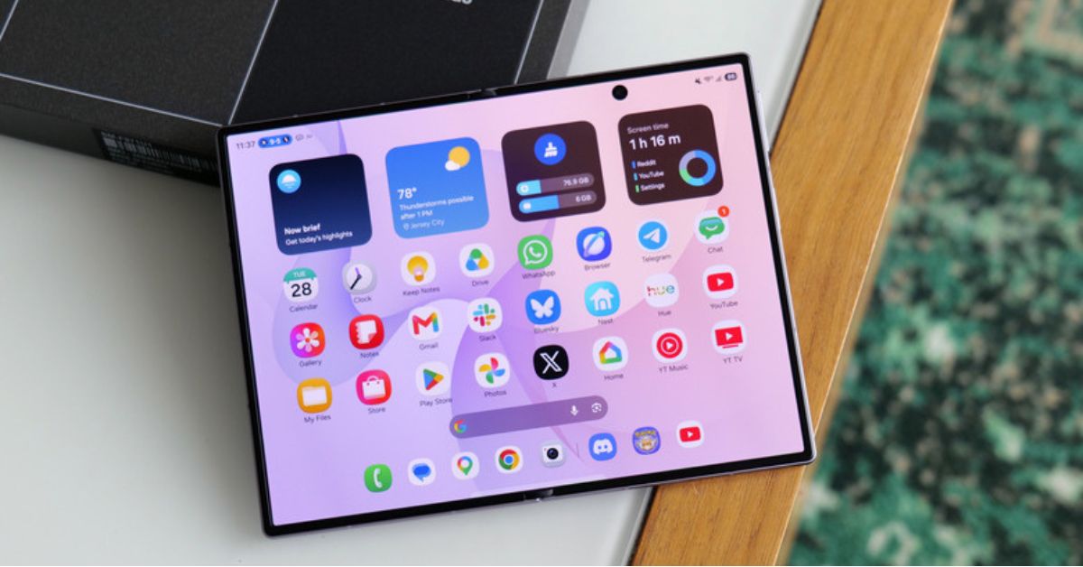 Galaxy Z Fold 8