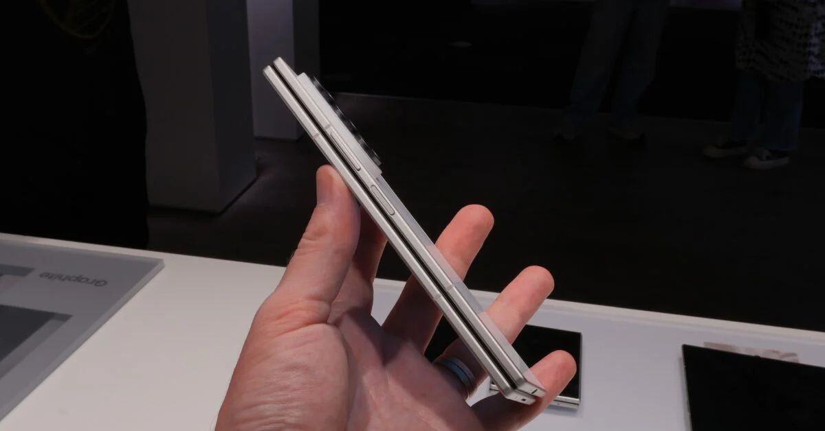 Galaxy Z Fold 8 Ultra là chiếc Z Fold mỏng nhất