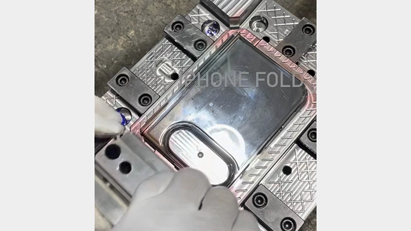 Hình ảnh rò rỉ của iPhone Ultra và kỳ vọng người dùng