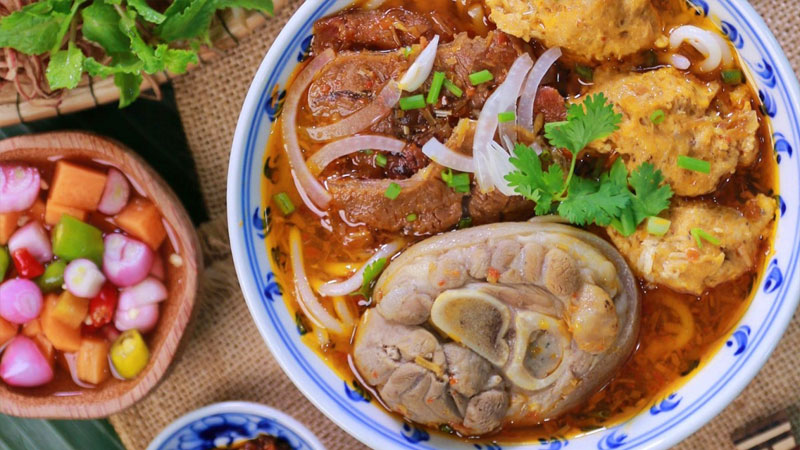 cach-lam-bun-bo-hue-2