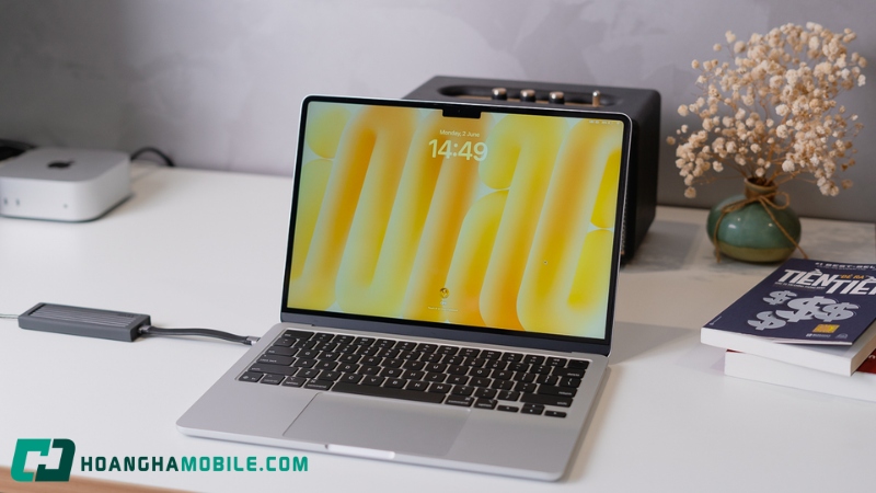 man-hinh-macbook-bi-ho-sang-4