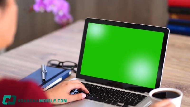 man-hinh-macbook-bi-ho-sang-5