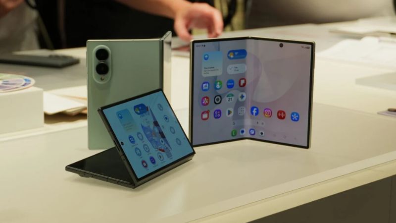 Galaxy Z Flip 8 và Galaxy Z Fold 8 phá kỷ lục
