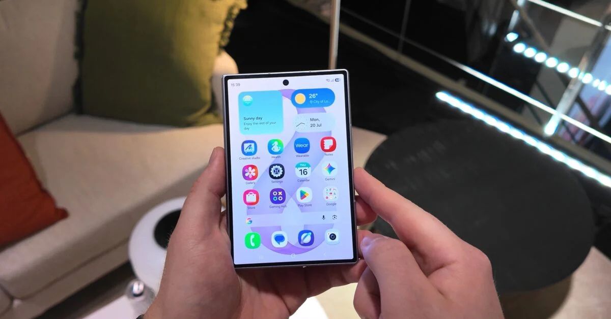 tính năng của Galaxy Z Fold 8 và Ultra