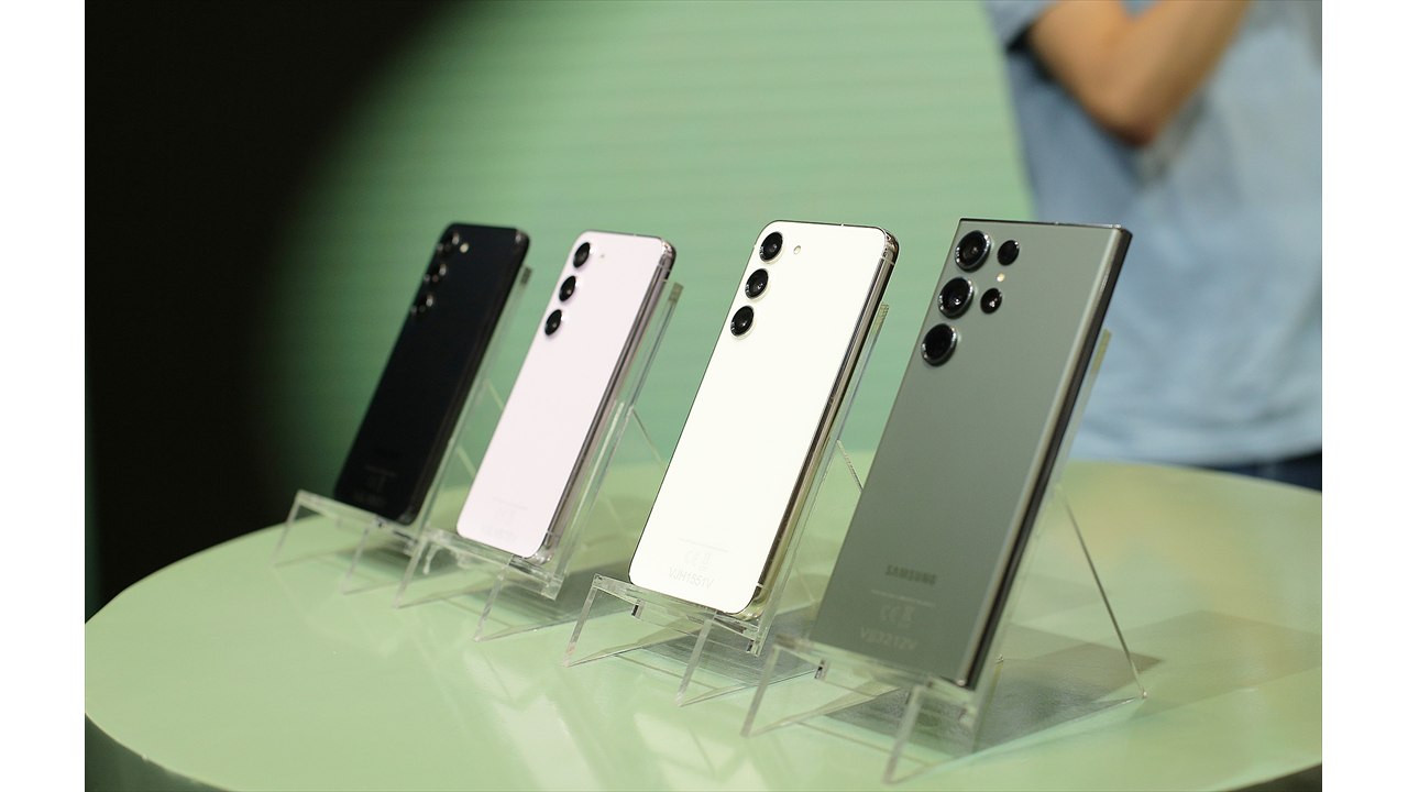 doanh số Galaxy S23 series