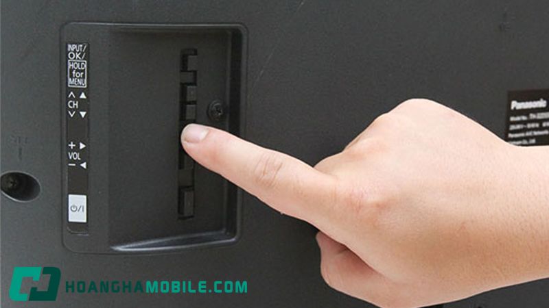 Soi đầu phát hồng ngoại của điều khiển tivi bằng camera điện thoại