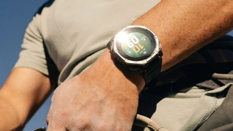 Amazfit T-Rex Dual Solar ra mắt 